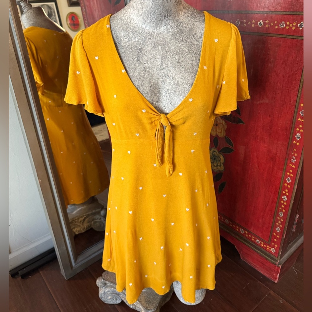 Yellow sundress embroidered hearts 💕